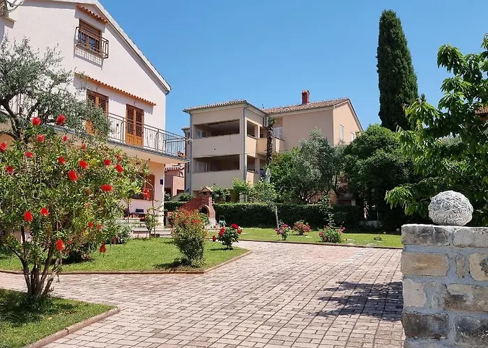 Διαμέρισμα Rafael Ρόβινι